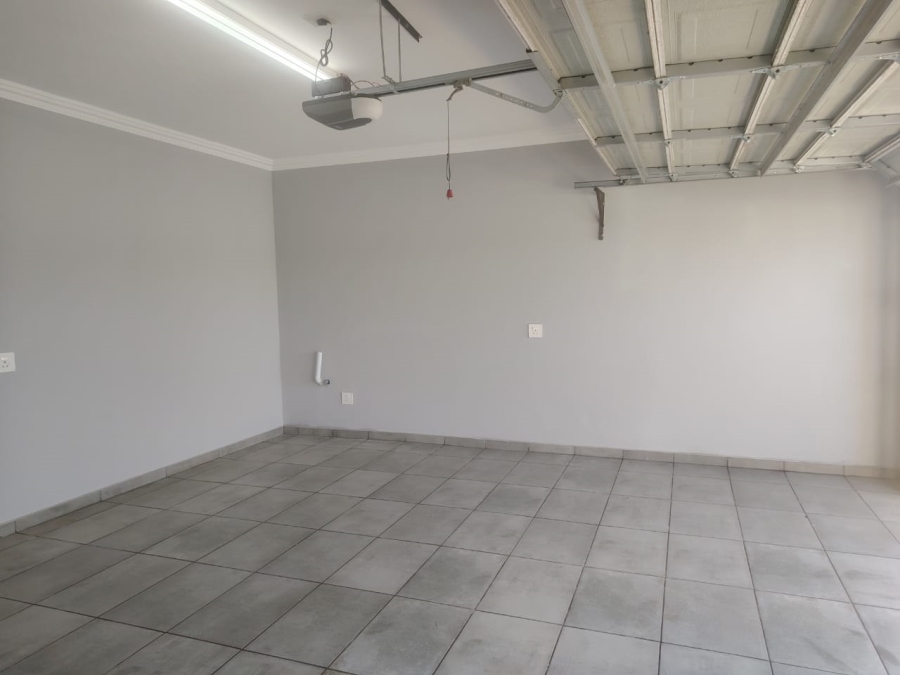 3 Bedroom Property for Sale in Geelhoutpark North West